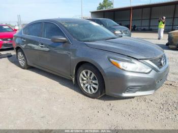  Salvage Nissan Altima