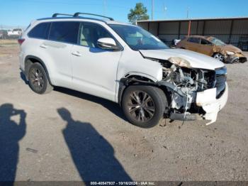  Salvage Toyota Highlander