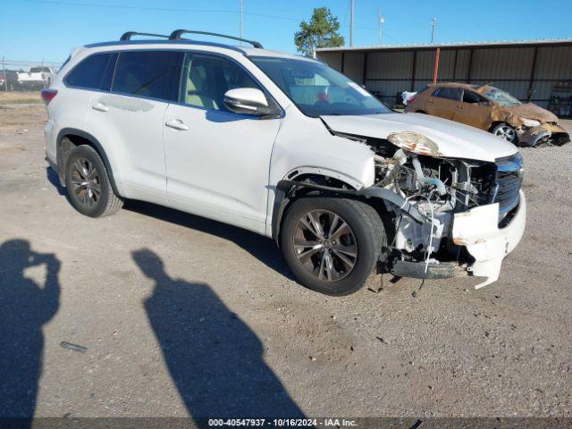  Salvage Toyota Highlander