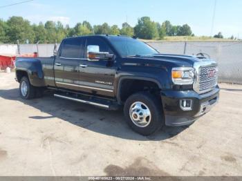  Salvage General Motors Sierra 3500HD