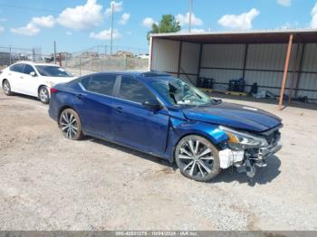  Salvage Nissan Altima