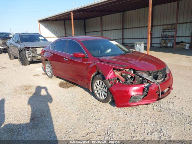  Salvage Nissan Altima