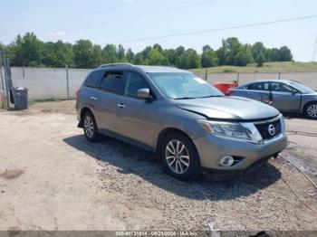  Salvage Nissan Pathfinder