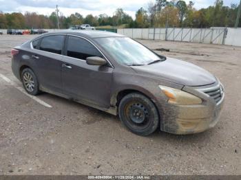  Salvage Nissan Altima