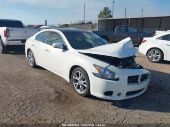  Salvage Nissan Maxima