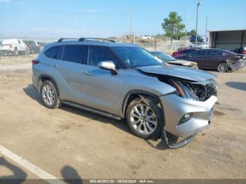  Salvage Toyota Highlander