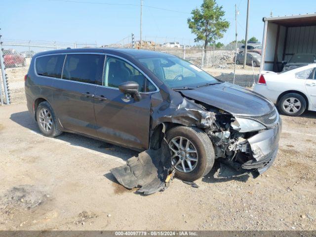  Salvage Chrysler Pacifica