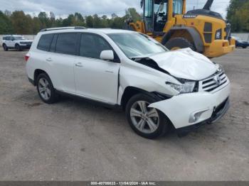  Salvage Toyota Highlander