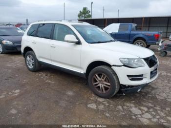  Salvage Volkswagen Touareg