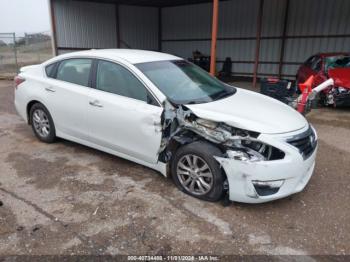  Salvage Nissan Altima