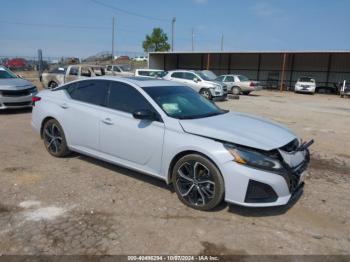  Salvage Nissan Altima