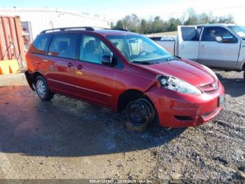  Salvage Toyota Sienna