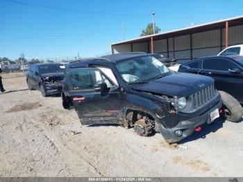  Salvage Jeep Renegade