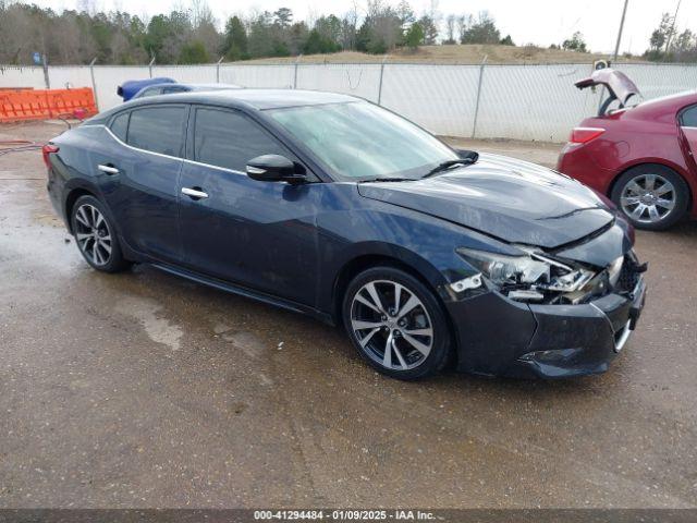  Salvage Nissan Maxima