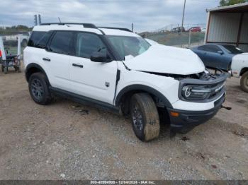  Salvage Ford Bronco