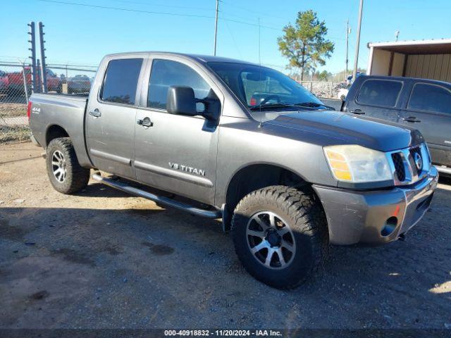  Salvage Nissan Titan