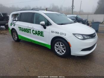  Salvage Chrysler Voyager