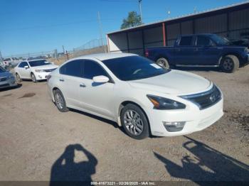  Salvage Nissan Altima