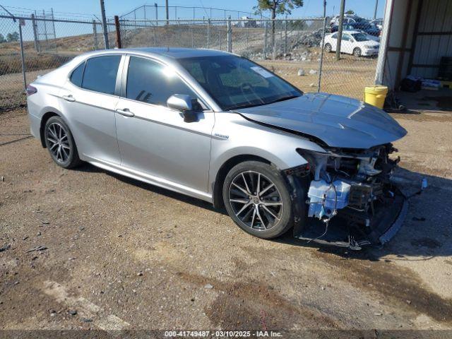  Salvage Toyota Camry