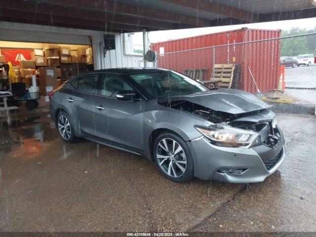  Salvage Nissan Maxima
