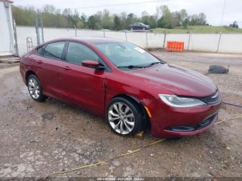  Salvage Chrysler 200