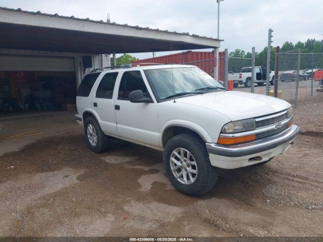  Salvage Chevrolet Blazer