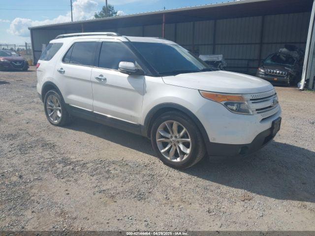  Salvage Ford Explorer