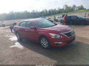  Salvage Nissan Altima