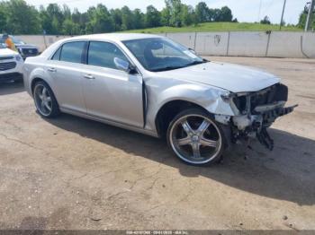  Salvage Chrysler 300
