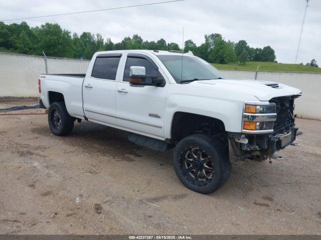  Salvage Chevrolet Silverado 2500