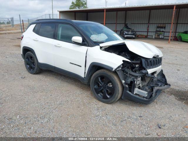  Salvage Jeep Compass