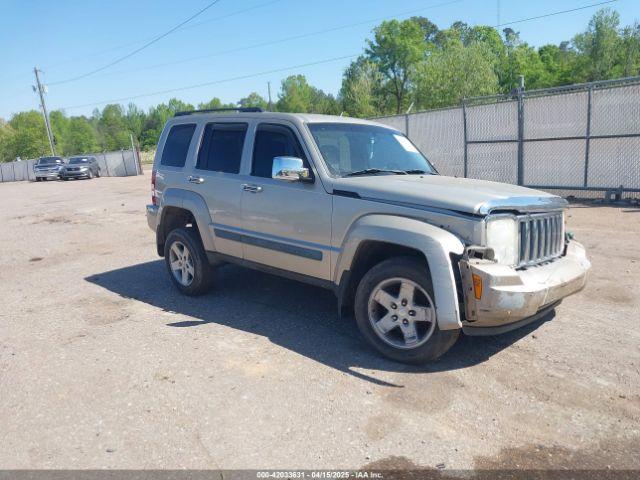  Salvage Jeep Liberty