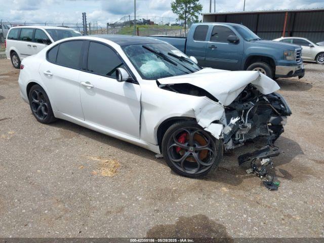  Salvage Alfa Romeo Giulia