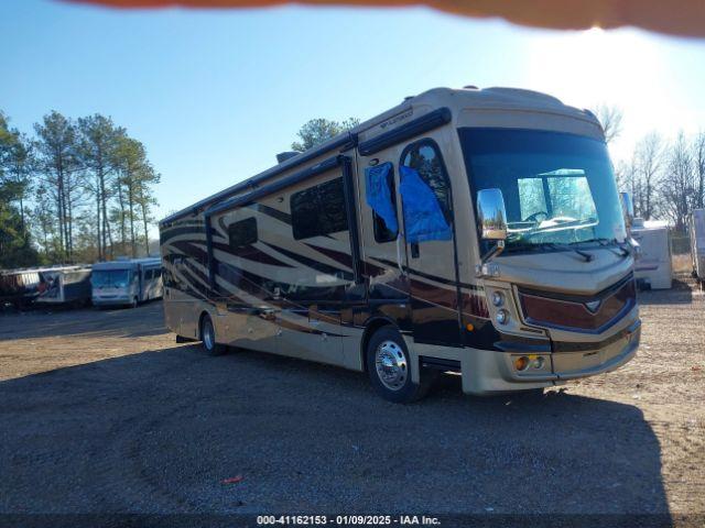  Salvage Freightliner Fleetwood Discovery