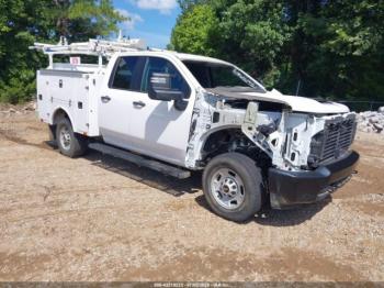  Salvage Chevrolet Silverado 2500