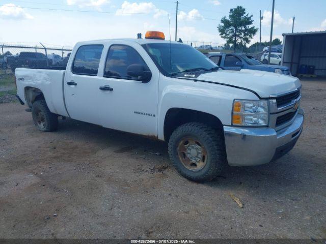  Salvage Chevrolet Silverado 2500