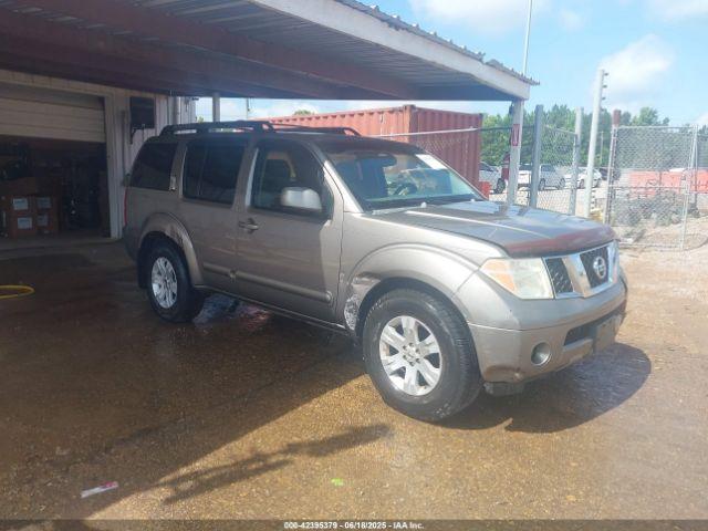  Salvage Nissan Pathfinder