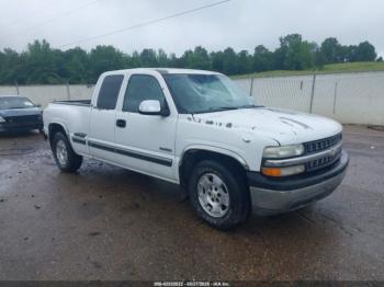  Salvage Chevrolet Silverado 1500