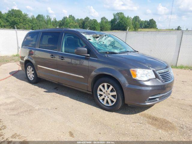  Salvage Chrysler Town & Country