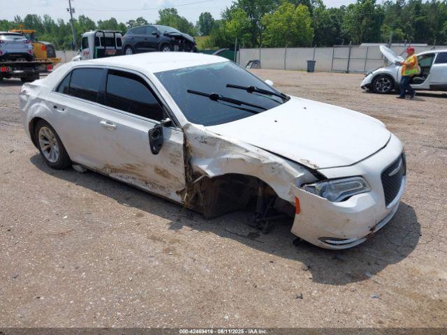  Salvage Chrysler 300