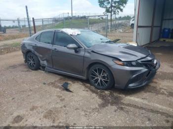  Salvage Toyota Camry