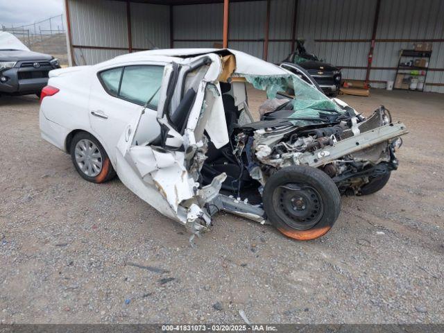  Salvage Nissan Versa