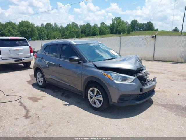  Salvage Nissan Kicks