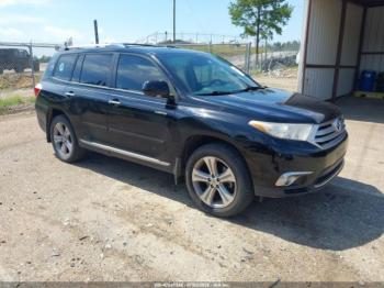  Salvage Toyota Highlander