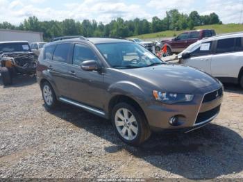  Salvage Mitsubishi Outlander