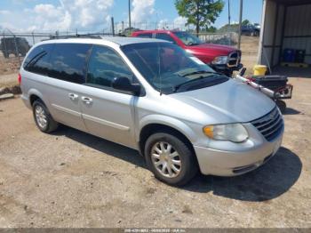  Salvage Chrysler Town & Country