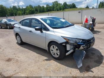  Salvage Nissan Versa