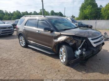  Salvage Ford Explorer