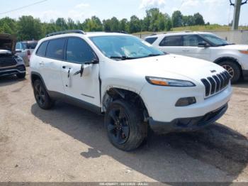 Salvage Jeep Cherokee