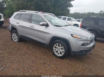  Salvage Jeep Cherokee